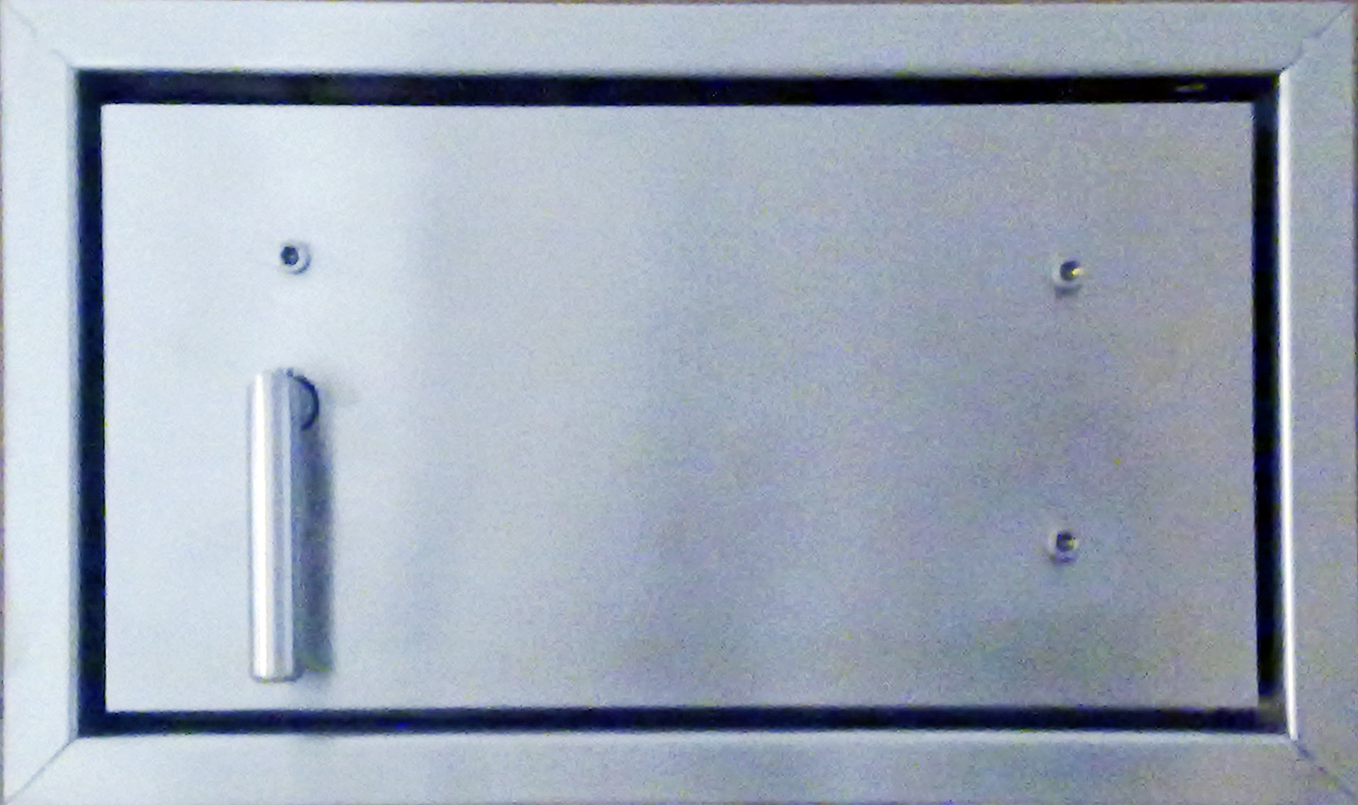 4. Rozsdamentes nagy hamuzó